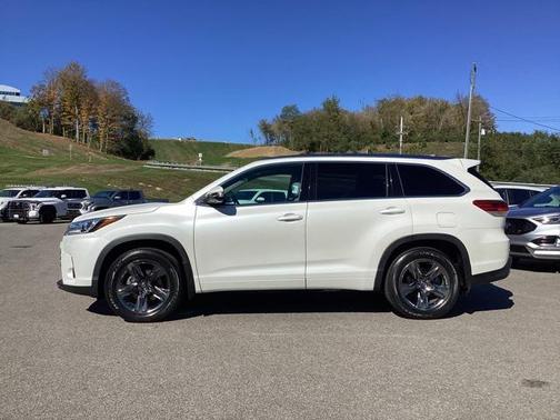 2019 Toyota Highlander Limited Platinum