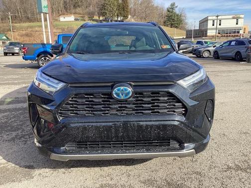 2023 Toyota RAV4 Hybrid SE