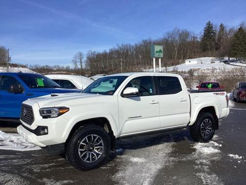 2023 Toyota Tacoma TRD Sport