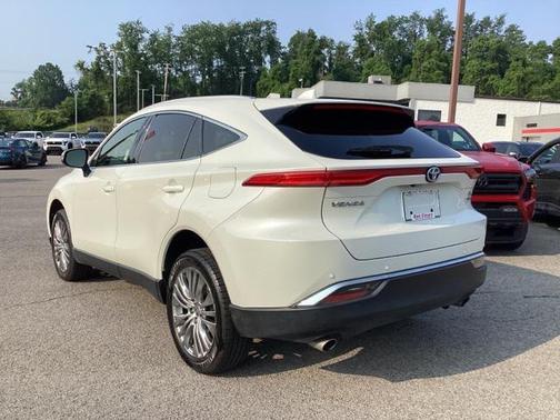 2022 Toyota Venza XLE