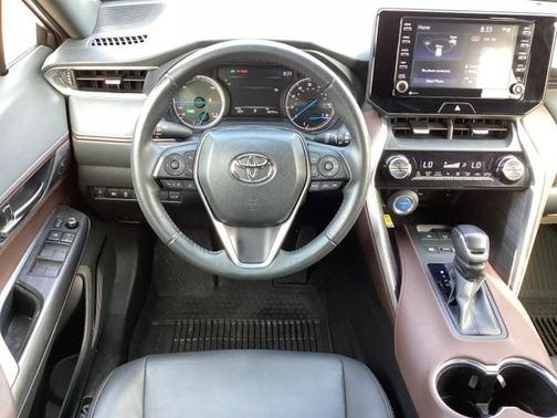 2022 Toyota Venza XLE