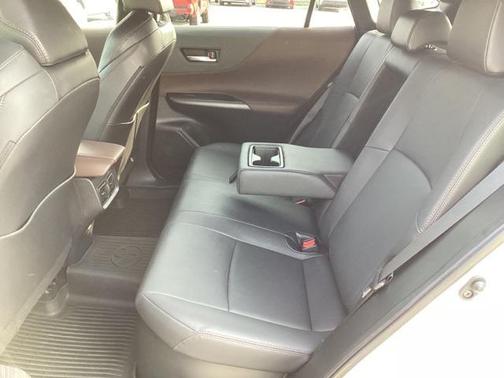 2022 Toyota Venza XLE