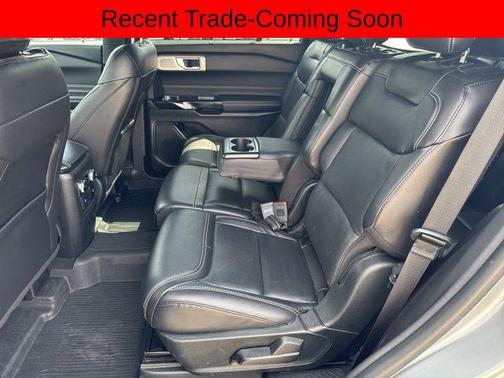 Iconic Silver Metallic 2022 Ford Explorer ST