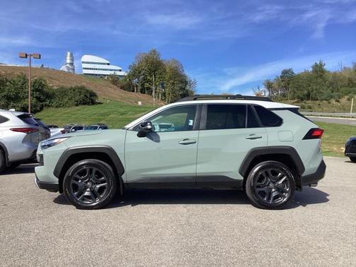 2022 Toyota RAV4 Adventure