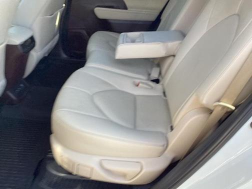 2021 Toyota Highlander Hybrid Limited