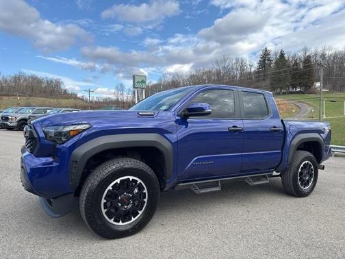 2025 Toyota Tacoma Hybrid TRD Off Road