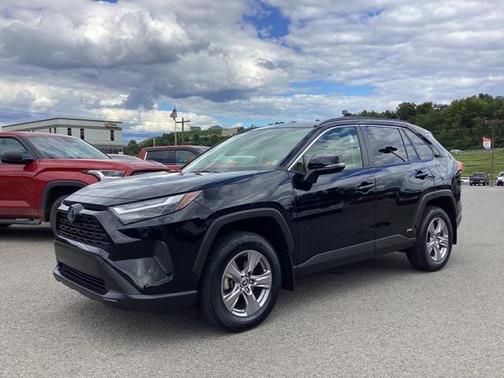 2023 Toyota RAV4 Hybrid XLE