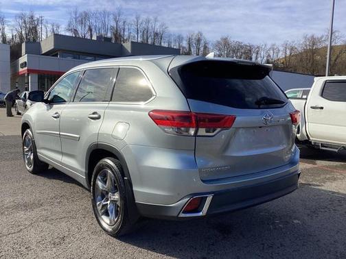 2019 Toyota Highlander Limited Platinum