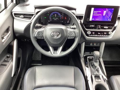 2024 Toyota Corolla Hybrid SE