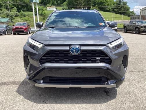 2022 Toyota RAV4 Hybrid SE
