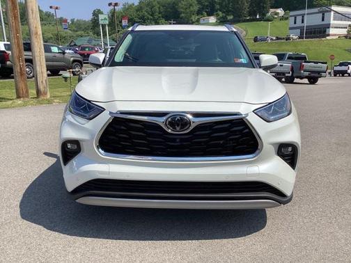 2021 Toyota Highlander Platinum