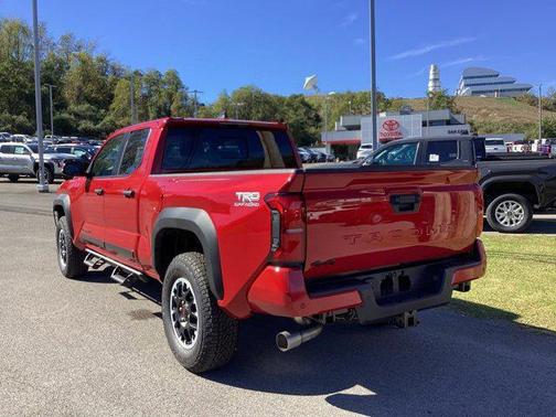 2025 Toyota Tacoma TRD Off Road