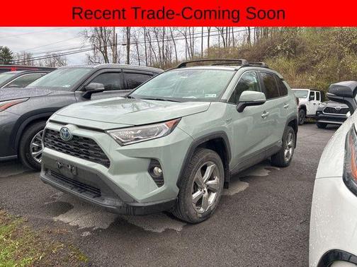 2021 Toyota RAV4 Hybrid XLE Premium