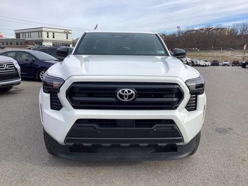 2024 Toyota Tacoma SR