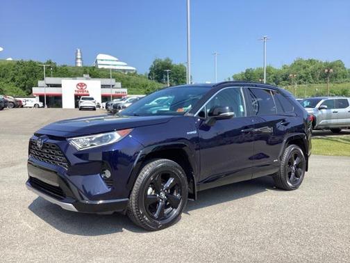 2021 Toyota RAV4 Hybrid SE