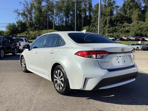2022 Toyota Corolla Hybrid LE