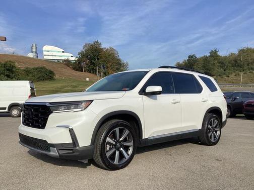 2024 Honda Pilot Touring 8-Passenger