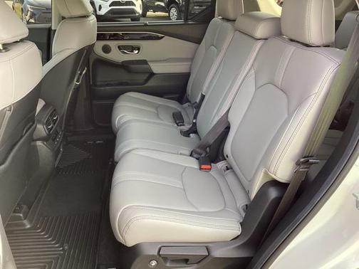 2024 Honda Pilot Touring 8-Passenger