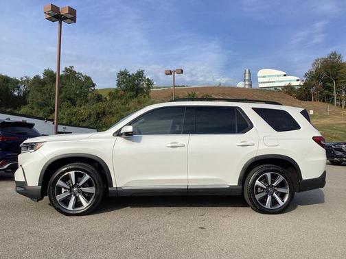 2024 Honda Pilot Touring 8-Passenger