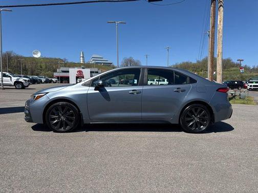 Celestite/Midnight Black Metallic 2023 Toyota Corolla SE