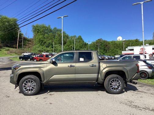 2025 Toyota Tacoma Limited