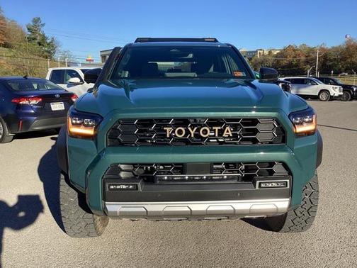 2025 Toyota 4Runner Hybrid Trailhunter