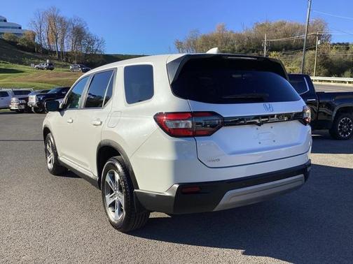 2024 Honda Pilot EX-L 7 Passenger