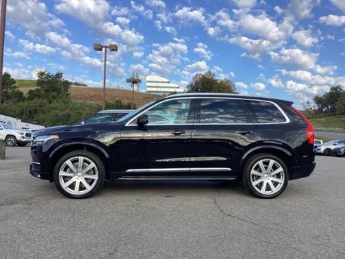 2019 Volvo XC90 T6 Inscription