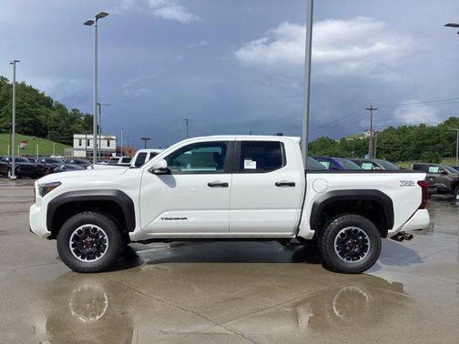 2025 Toyota Tacoma TRD Off Road