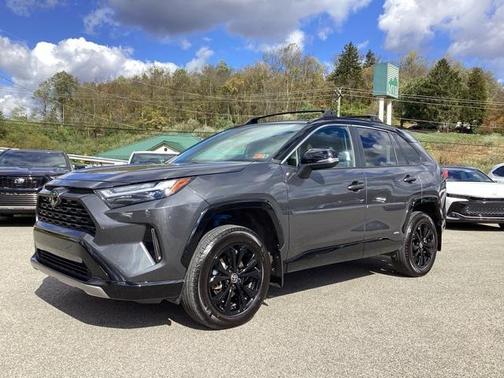 2025 Toyota RAV4 Hybrid SE
