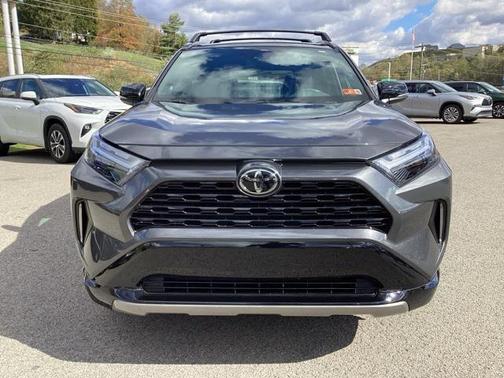 2025 Toyota RAV4 Hybrid SE