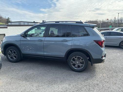 2024 Honda Passport AWD TrailSport