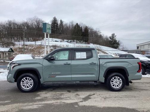 2024 Toyota Tundra SR5