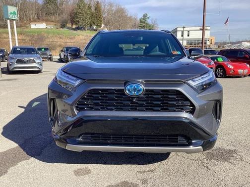2023 Toyota RAV4 Hybrid SE