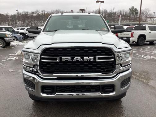 2022 RAM 2500 Big Horn Crew Cab 4x4 6'4' Box