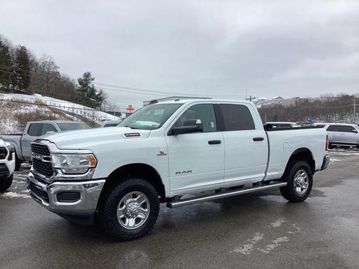 2022 RAM 2500 Big Horn Crew Cab 4x4 6'4' Box