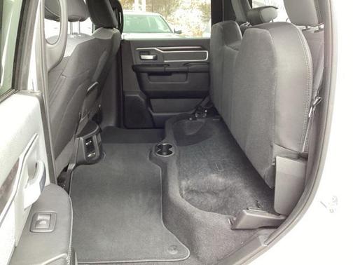 2022 RAM 2500 Big Horn Crew Cab 4x4 6'4' Box