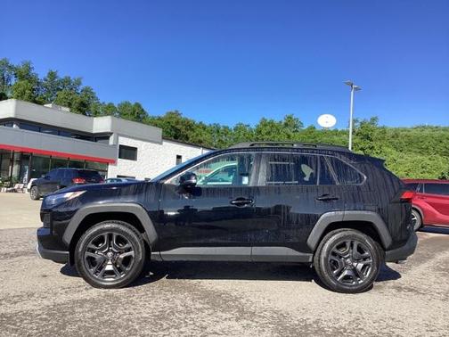 2022 Toyota RAV4 Adventure
