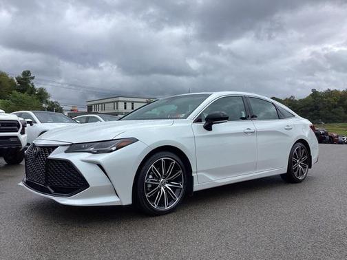2022 Toyota Avalon Touring