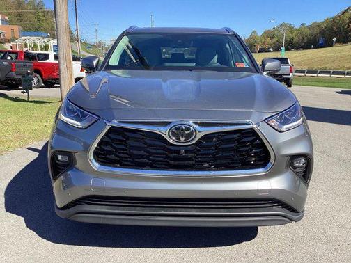 2025 Toyota Highlander Limited