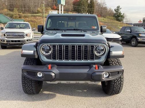 2025 Jeep Gladiator Mojave 4x4