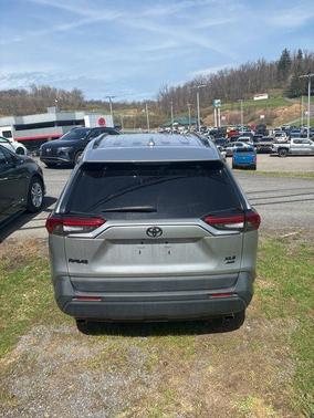 Silver Sky Metallic 2019 Toyota RAV4 XLE Premium