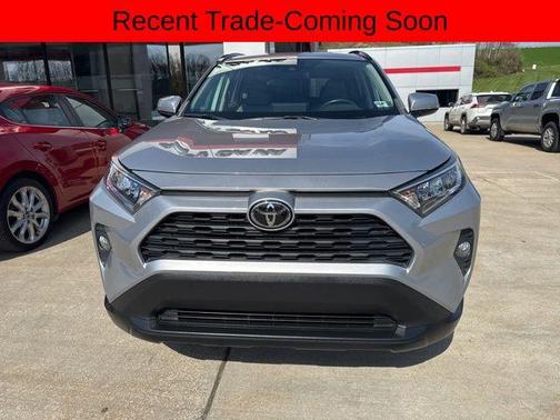 Silver Sky Metallic 2019 Toyota RAV4 XLE Premium