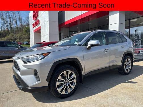 Silver Sky Metallic 2019 Toyota RAV4 XLE Premium