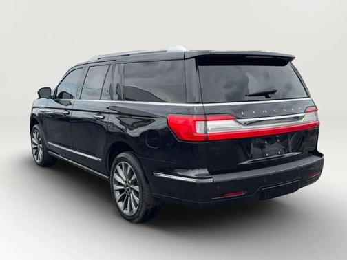 Infinite Black Metallic 2019 Lincoln Navigator L Select
