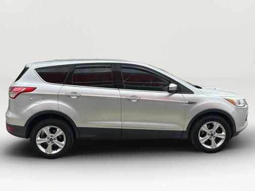 Ingot Silver 2015 Ford Escape SE