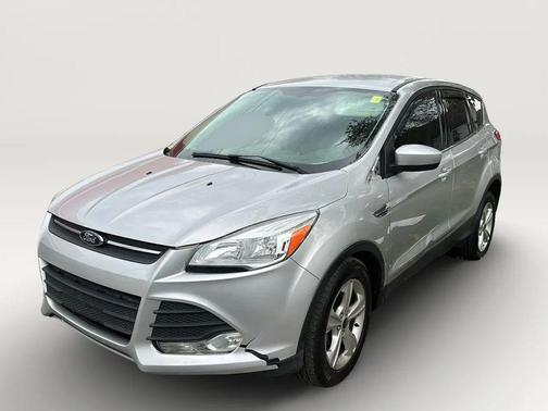 Ingot Silver 2015 Ford Escape SE