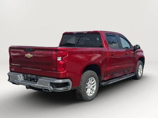 Barcelona Red 2021 Chevrolet Silverado 1500 LT