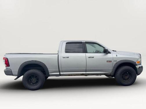 Bright Silver Metallic Clearcoat 2012 RAM 2500 SLT