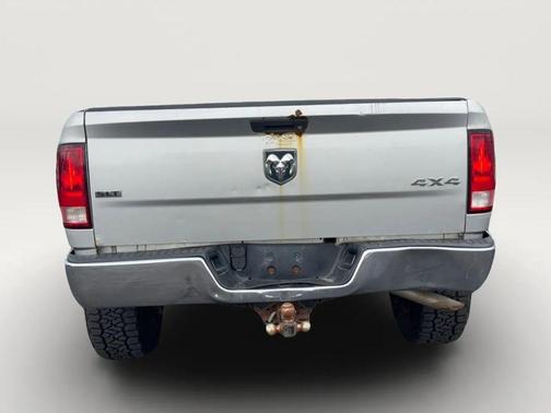 Bright Silver Metallic Clearcoat 2012 RAM 2500 SLT